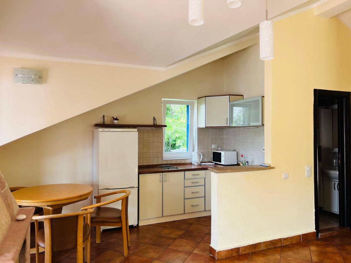 Rafailovici Holiday Apartments Eksteriør billede