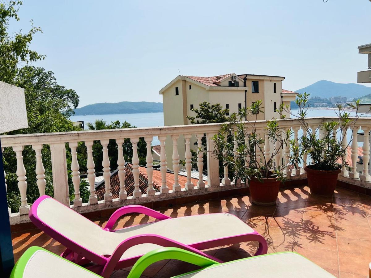 Rafailovici Holiday Apartments Eksteriør billede