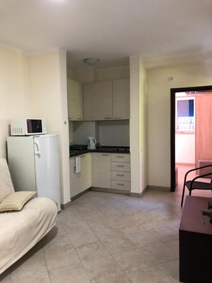 Rafailovici Holiday Apartments Eksteriør billede